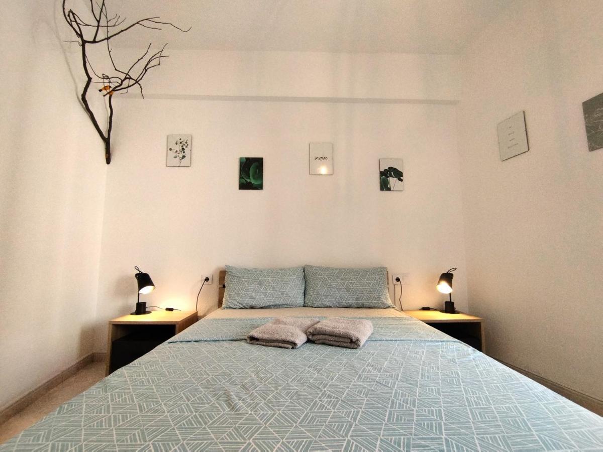 Guesthouse Shared With Host Alicante Eksteriør billede
