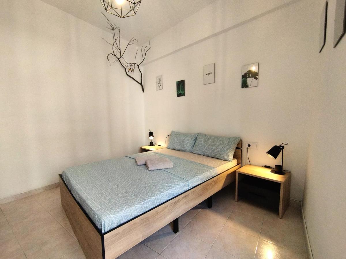 Guesthouse Shared With Host Alicante Eksteriør billede
