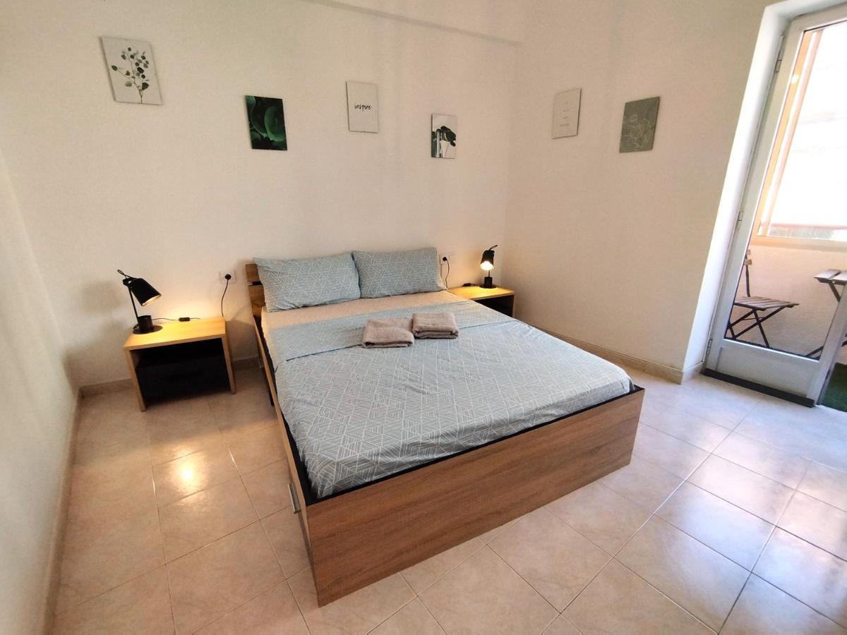 Guesthouse Shared With Host Alicante Eksteriør billede