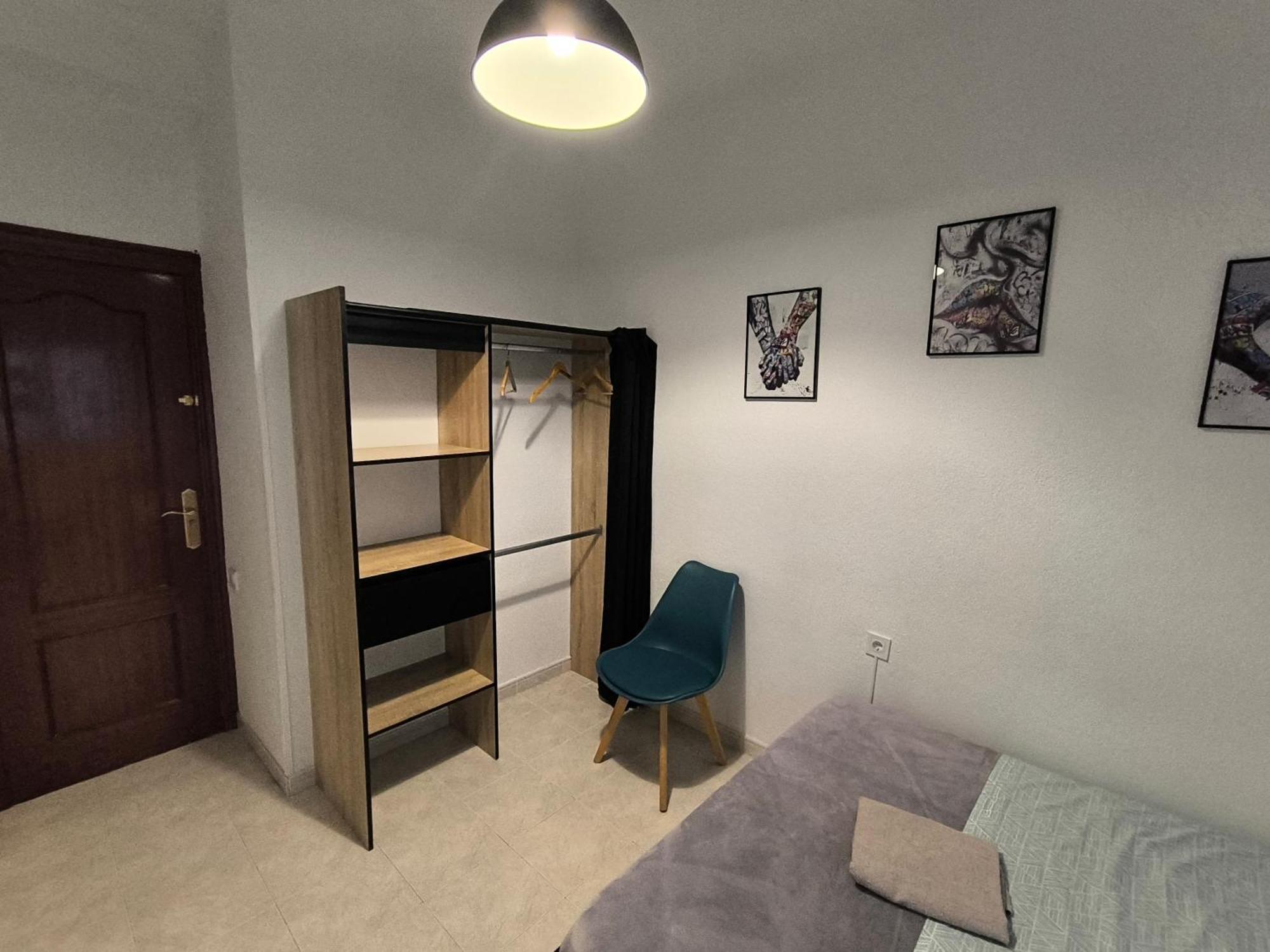 Guesthouse Shared With Host Alicante Eksteriør billede